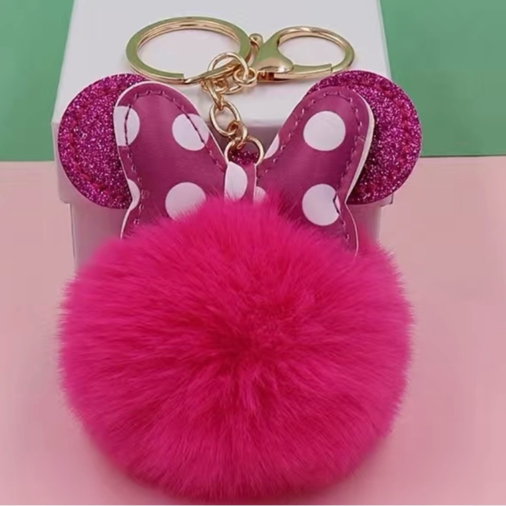 Cute pink mouse pom keychain nwt